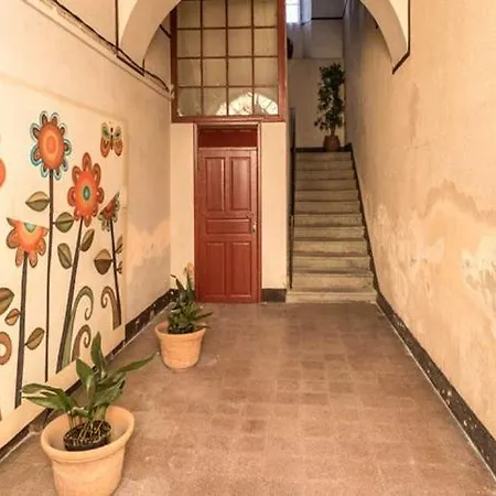L'ile-rousse Sleeps 2 Air Con Wifi شقة *